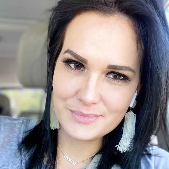 I'm Rachel ❤️❤️ Bookmark my closet - Picture 7 of 8